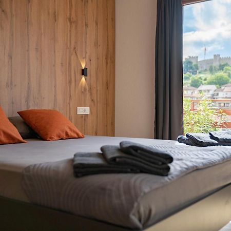 City Gate Apartment Ohrid Buitenkant foto