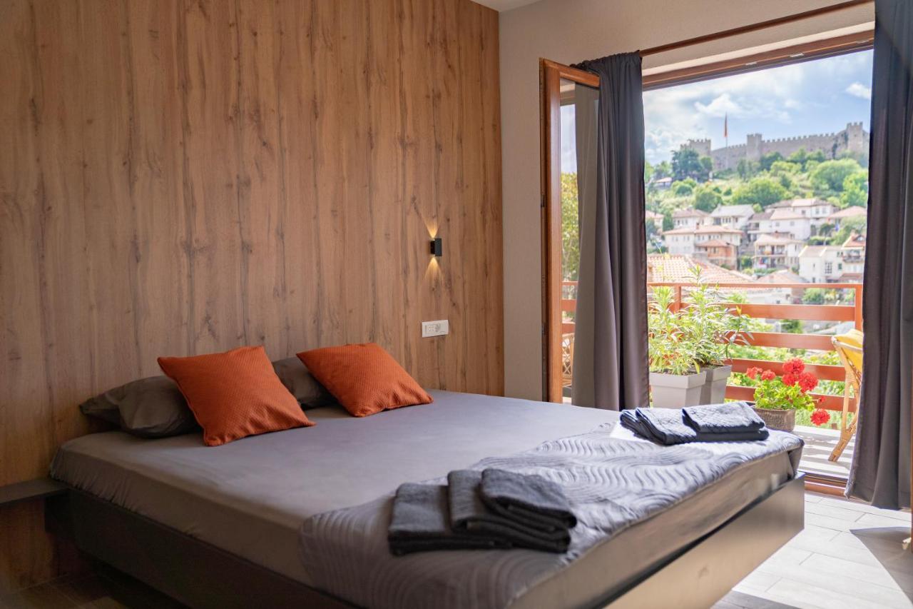 City Gate Apartment Ohrid Buitenkant foto